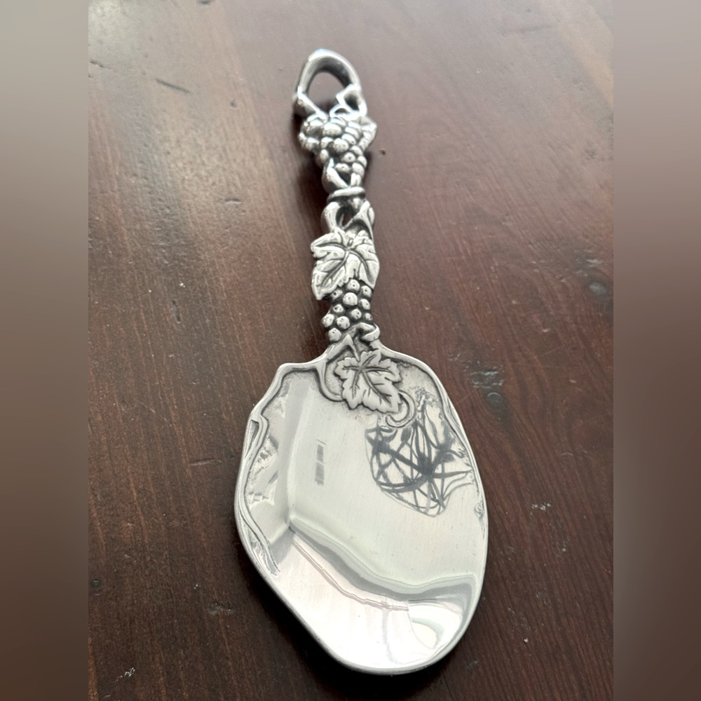 Arthur Court large grape wreath pattern serving spoon